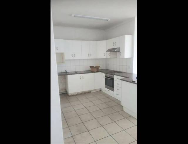 3 BEDROOM APARTMENT FOR SALE IN SEA VIEW